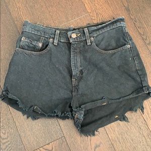 Vintage Levi’s cut off shorts
